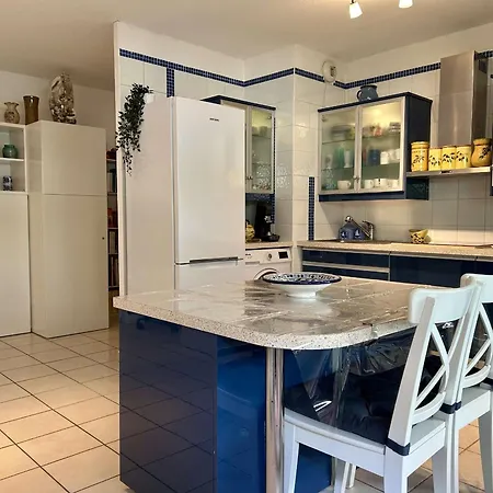 Apartamento Moderne Avec Parking Et Wifi - Fr-1-553-335