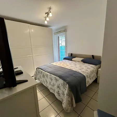 Moderne Avec Parking Et Wifi - Fr-1-553-335 Balaruc-les-Bains